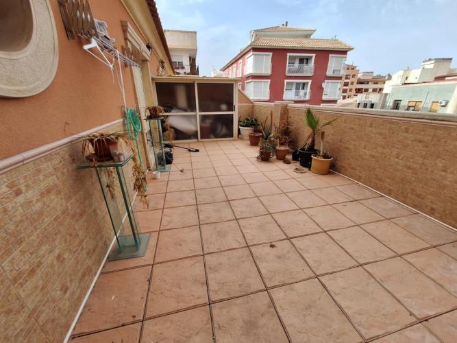 Piso con terraza en Jumilla